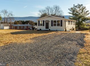 5848 Cardinal St, Mount Jackson, VA 22842