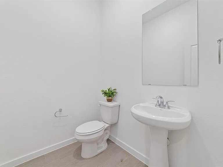 6559 Scarlet Pond Ln — Photo 16