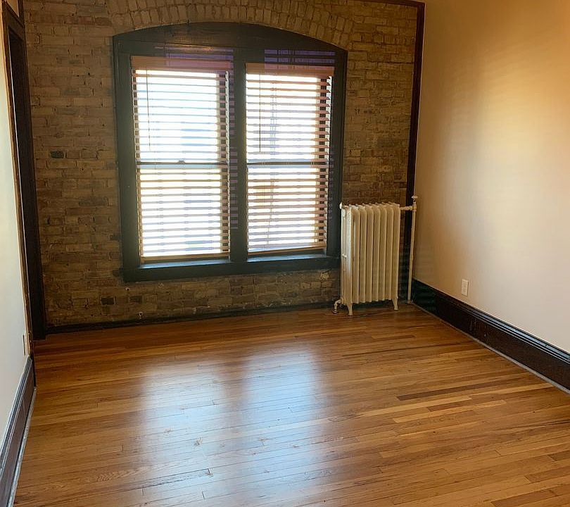 1st image of 203 E 19th St APT 1