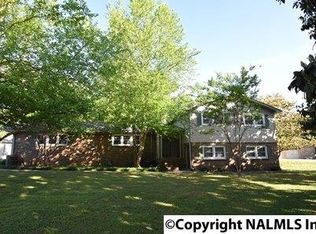 919 San Ramon Ave SE, Huntsville, AL 35802