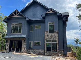 2235 Bluff Mountain Rd, Sevierville, TN 37876