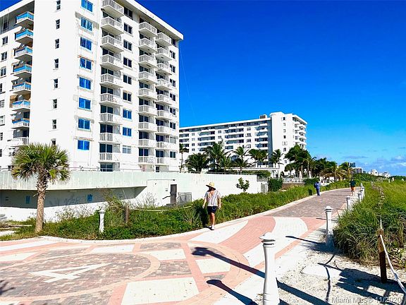 4th image of 401 Ocean Dr APT 505