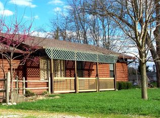 203 N Church St, Carlock, IL 61725