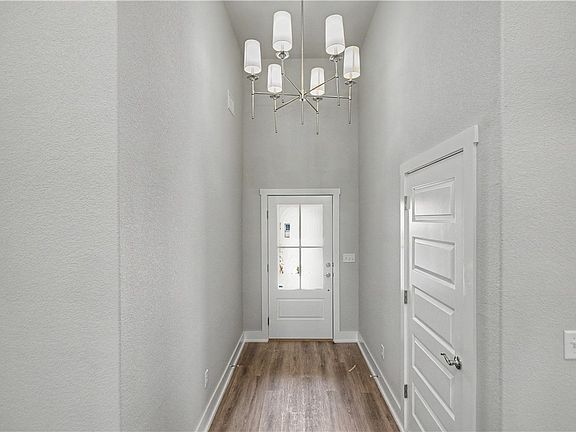 3rd image of 6705 Orange Ave