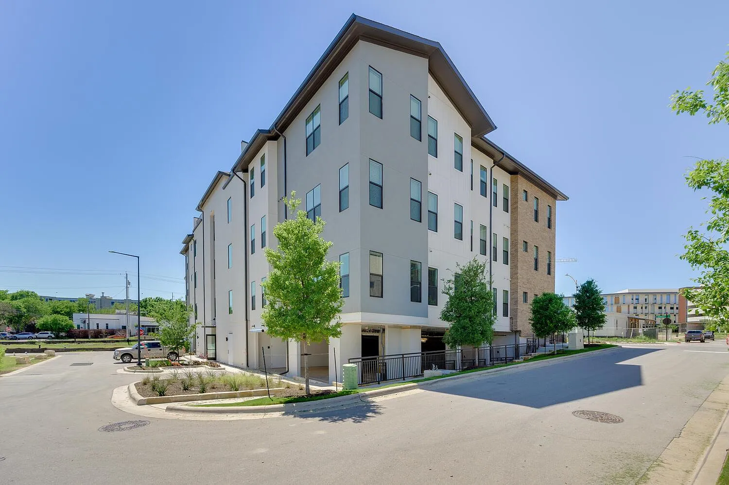 2 bed, 1.0 bath, 971 sqft, $2,900 — Photo 4