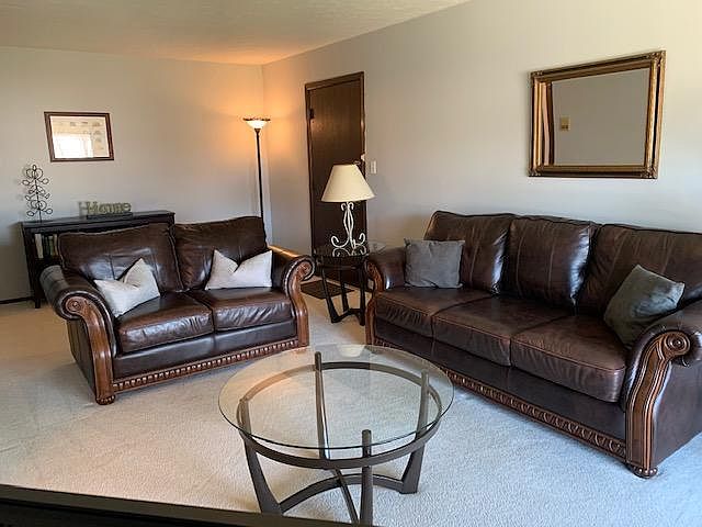 Furnished Living Room. Very clean, spacious and comfortable -This is a FURNISHED CONDO to RENT