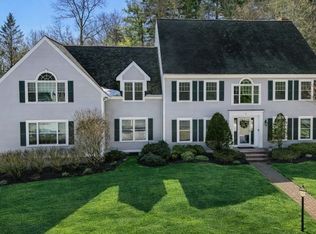 11 Thaxton Rd, Beverly, MA 01915