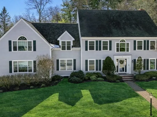 11 Thaxton Rd, Beverly, MA 01915