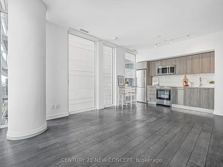 28 Wellesley St E #1902 — Photo 12
