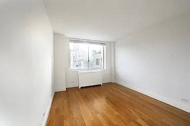 Rented by Manhattan Skyline