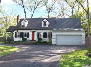 12 Half Mile Rd, Middle Island, NY 11953