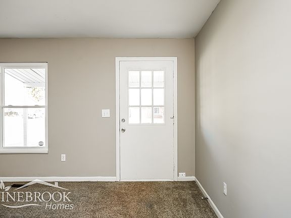 3rd image of 2689 Haverknoll Dr