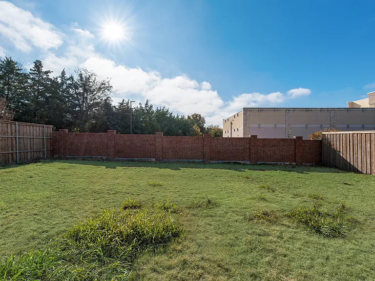 213 Palomino Ct — Photo 40