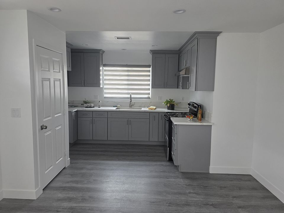 1st image of 13072 Simmons Ave #B