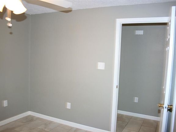 5th image of 1709 Avenue L