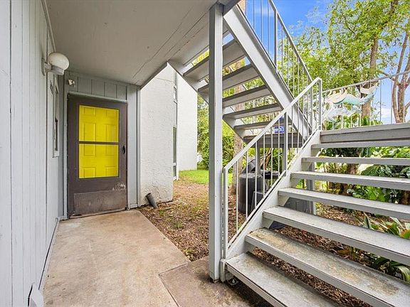 2nd image of 2628 LEMON TREE LANE #6C