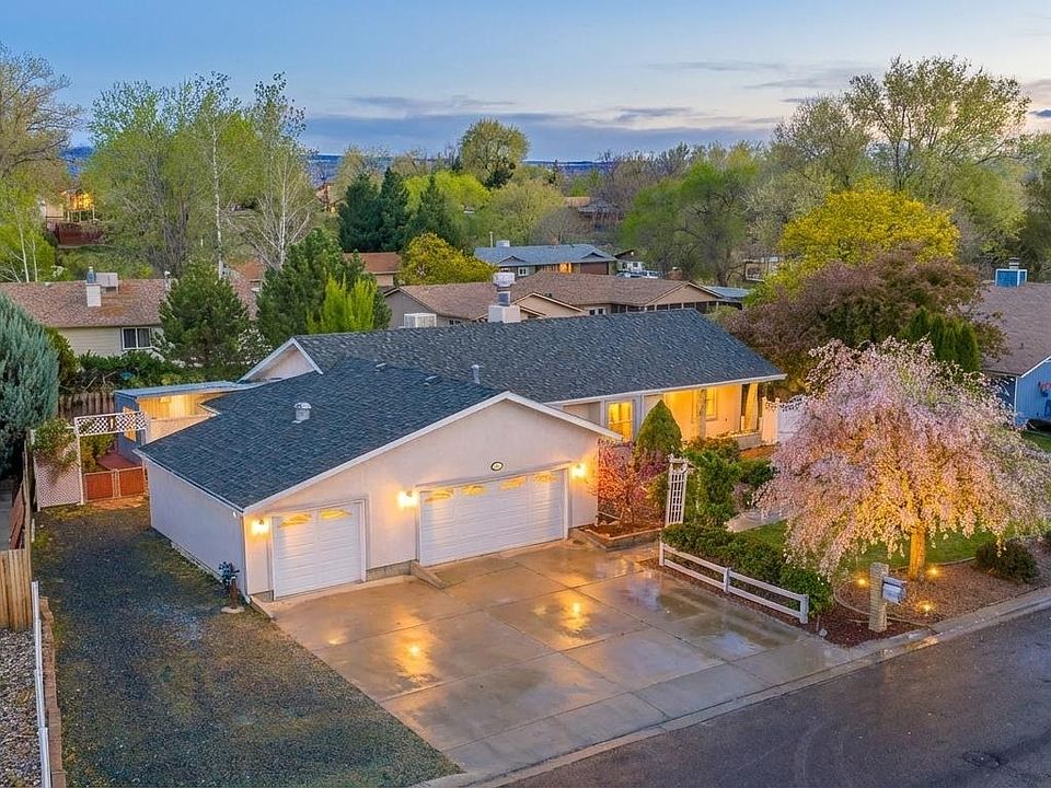 1st image of 2681 Del Mar Dr