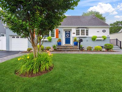 87 3rd Avenue, Massapequa Park, NY, 11762