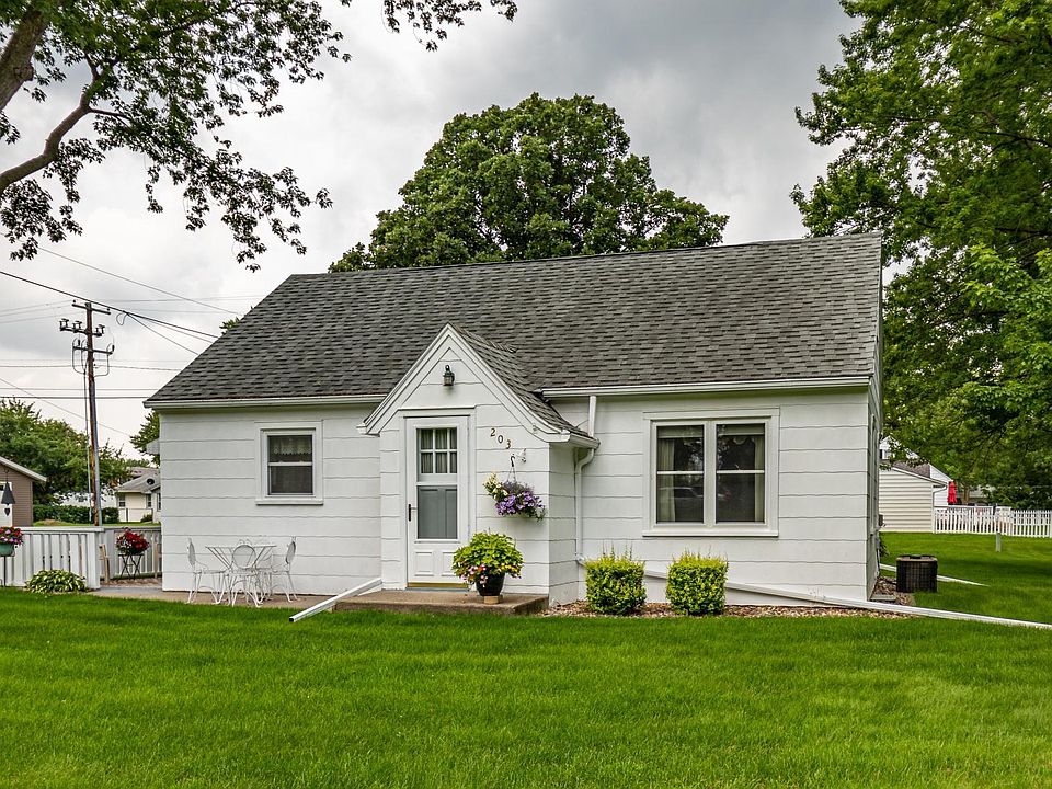 203 1st Ave NE, Geneva, MN 56035 Zillow