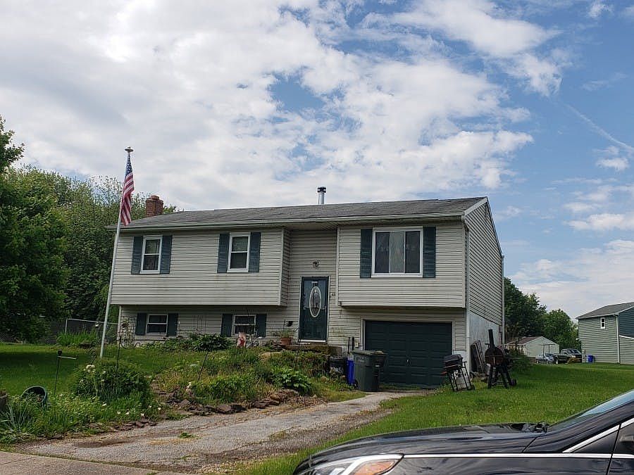 2nd image of 4381 Wynnefield Dr