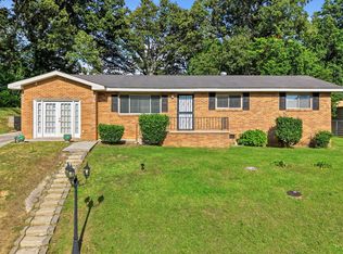 7820 Rosemary Cir, Chattanooga, TN 37416