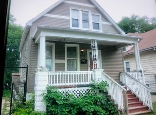 10558 S La Salle St, Chicago, IL 60628
