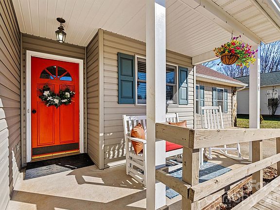 5th image of 1714 Indian Springs Dr NW