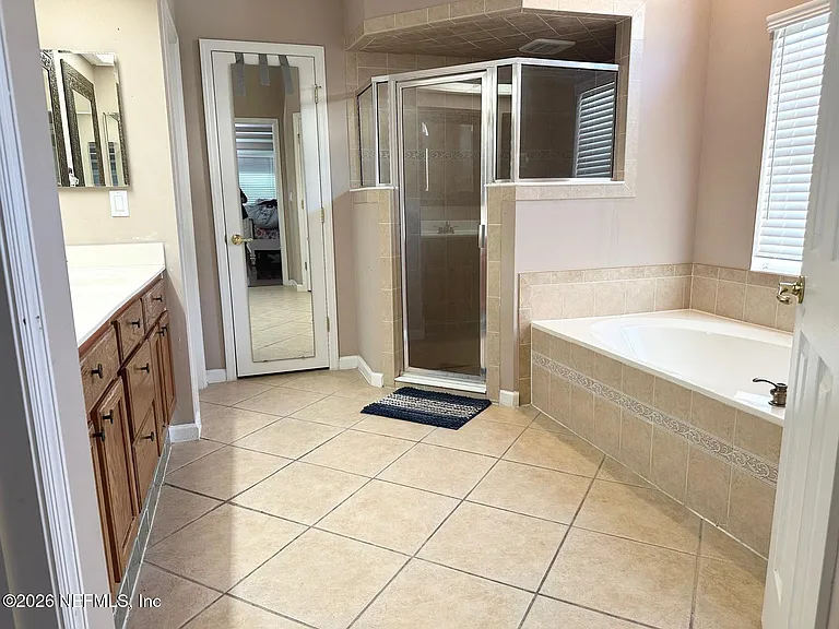1932 Lyndhurst Dr — Photo 13