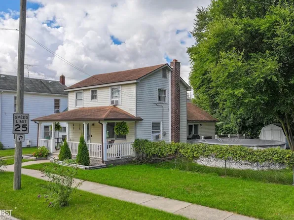 4598 Pine St, Columbiaville, MI 48421