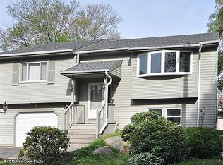 49 Andover St, North Providence, RI 02904