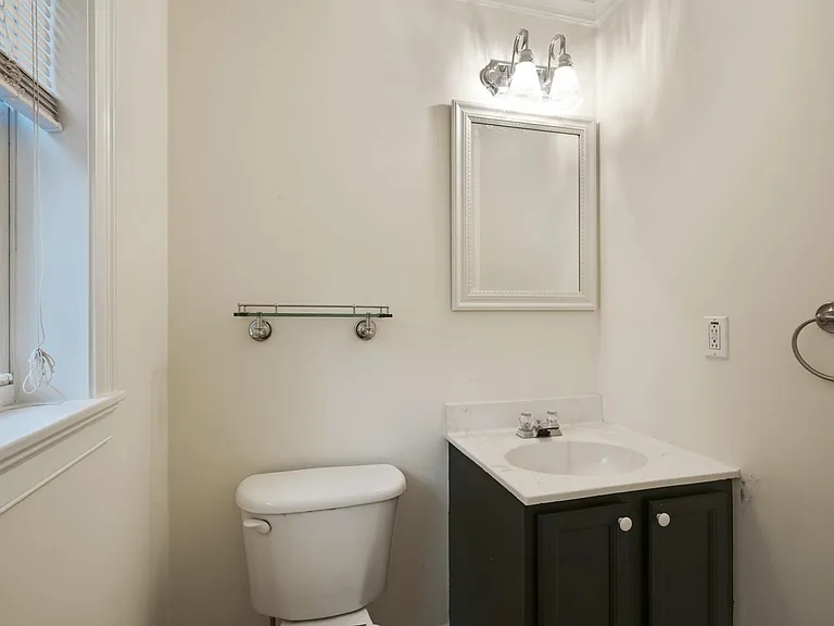 48 Central Ave — Photo 14