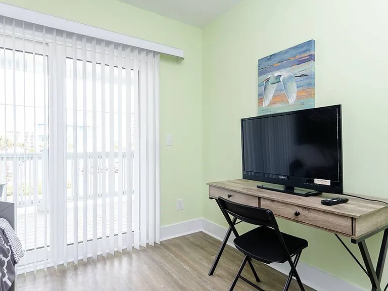 1211 N Fort Fisher Blvd #B — Photo 27