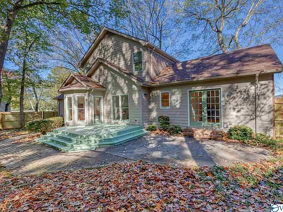 2nd image of 13903 Chimney Rock Cir SE