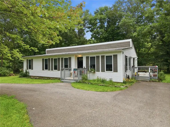 192 Wild Creek Dr, Jim Thorpe, PA 18229