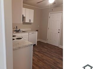 1521 N Avalon Cir #B, Charleston, SC 29407