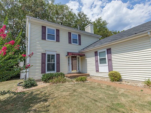 3rd image of 377 N Birchwood Dr