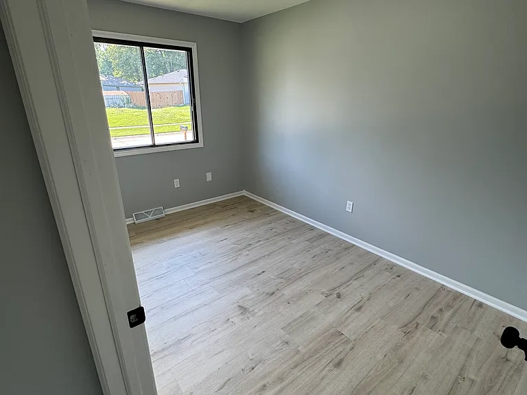 2250 Sunrise Dr — Photo 10