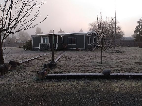 2nd image of 18313 38th Ave E