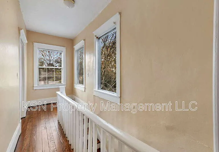 1921 Reynolds St — Photo 35