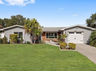 5325 James Rd, Fruitland Park, FL 34731