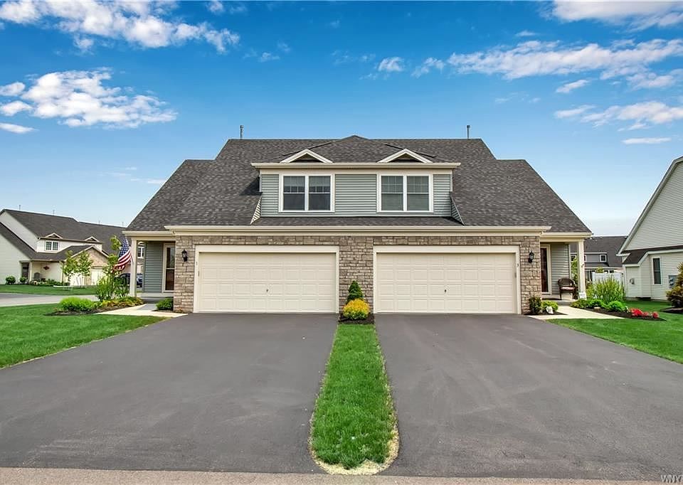 1st image of 1 Denton Dr