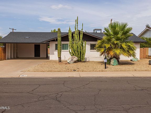3rd image of 612 E WESLEYAN Drive