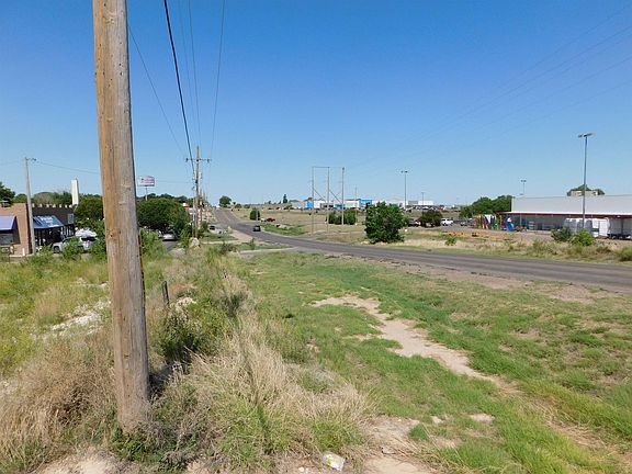 4th image of 5 E Texas Country