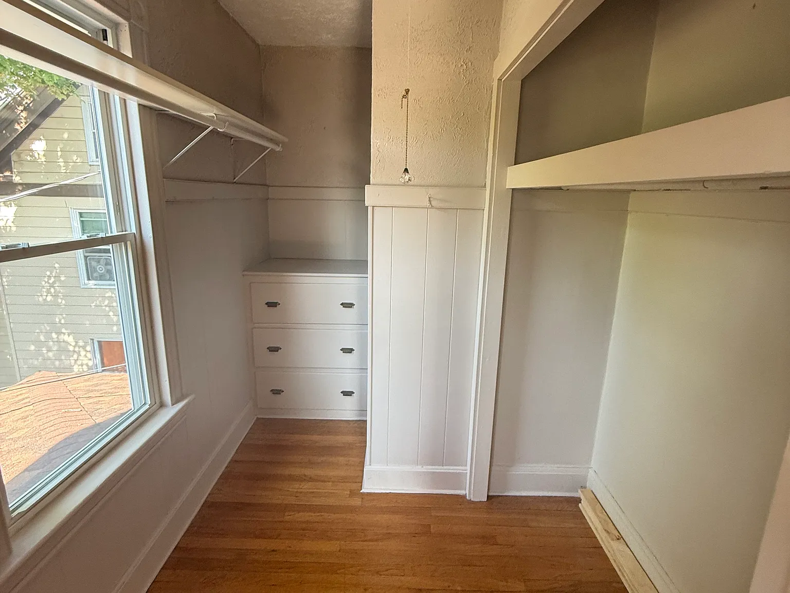 2 bed, 1100 sqft, $1,950 — Photo 4
