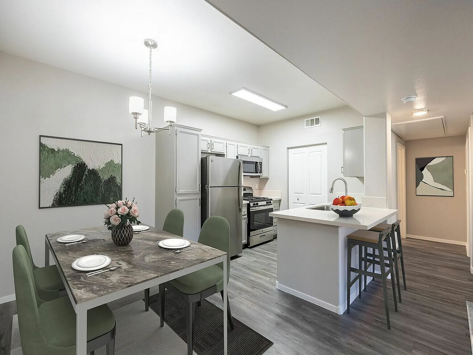 Harlow Apartments — Photo 2