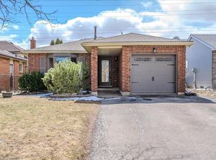 43 Thorncliffe St, Kitchener, ON N2N1Z3