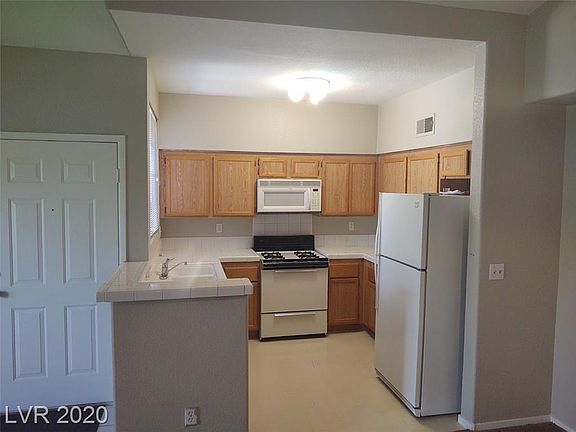 5th image of 7632 Pacific Hills Ave Unit 204