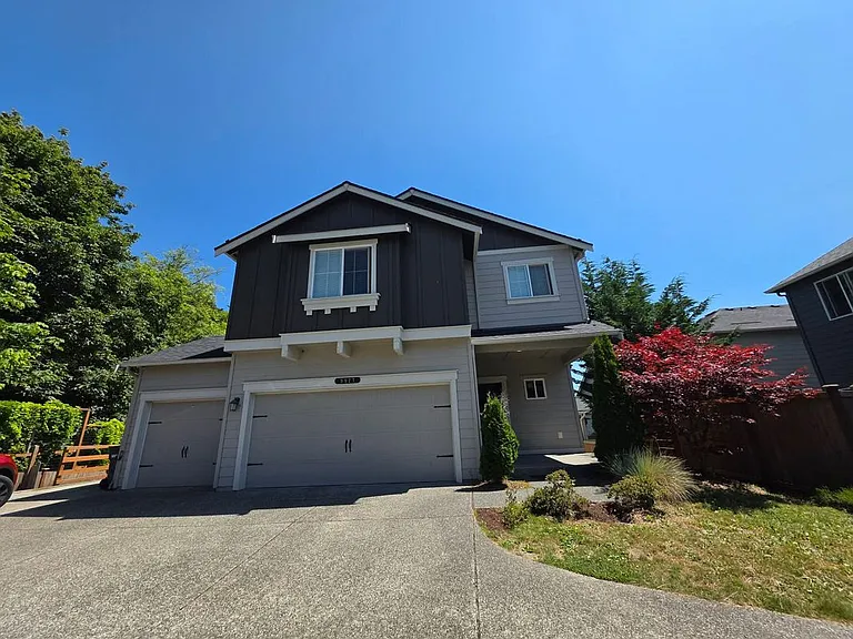 9927 13th St SE — Photo 1