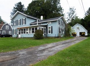 73 Syracuse St, Baldwinsville, NY 13027