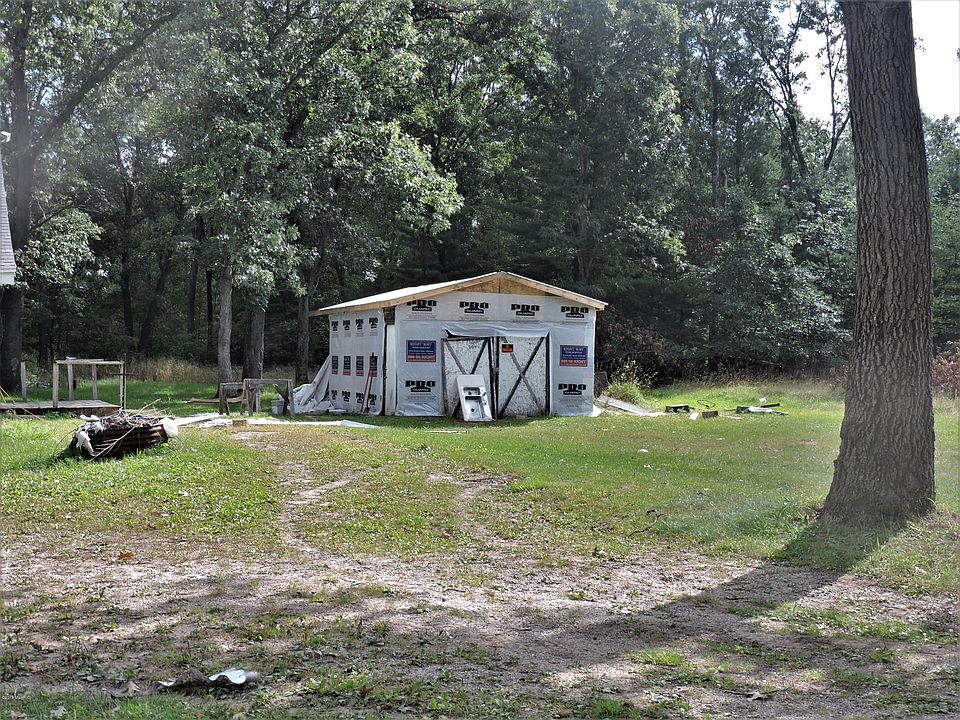 2nd image of 684 220th Ave